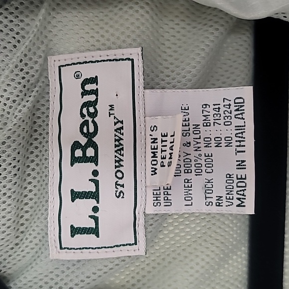 LL Bean Stowaway Jacket PS - Picture 2 of 4
